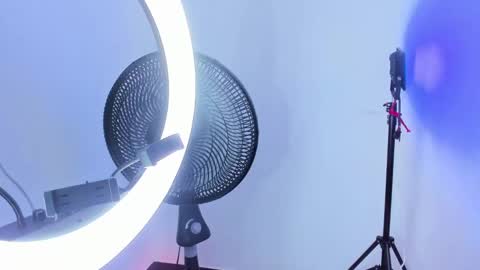 Violet  online show from September 2025 04:12:01 AM