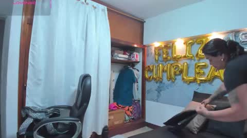 Violet  online show from September 2025 02:35:02 AM