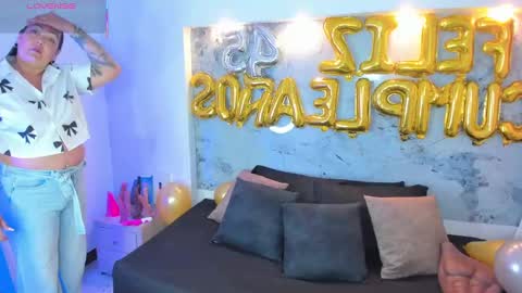 Violet  online show from September 2025 03:51:01 AM