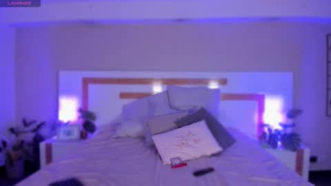 Violeta  online show from March 2026 12:11:01 PM