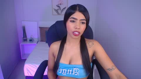 Violeta leon online show from December 2024 09:30:01 AM