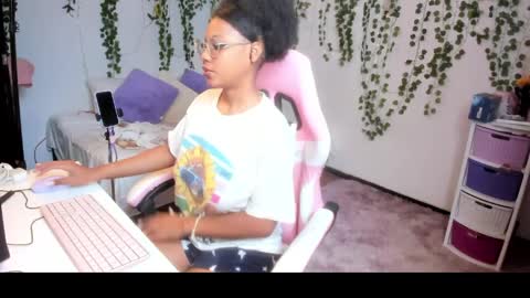 Violeta online show from March 2026 06:19:02 PM