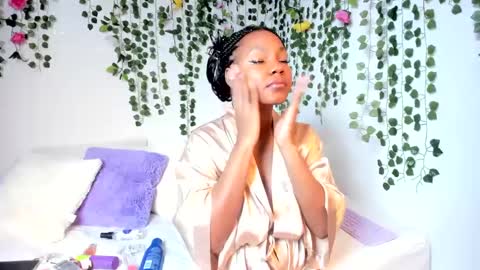 Violeta online show from March 2025 02:23:02 PM