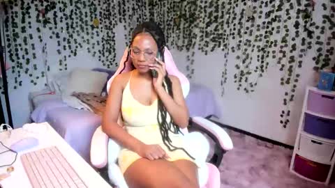 Violeta online show from November 2025 03:45:02 PM