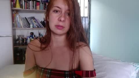 Violeta Peter online show from March 2026 11:44:01 PM