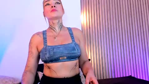 Violeta online show from June 2026 01:46:01 PM
