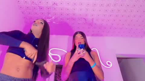 violeta_r_01 online show from August 2026 06:01:02 AM
