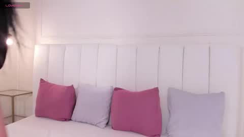 Snapshot of violeta_rodriguez_ chatting on February 2026 12:03:01 PM Violeta Rodriguez online show from February 2026 12:03:01 PM