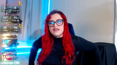 Snapshot of violetabitch chatting on February 2025 06:58:02 AM Violetta Morningstar online show from February 2025 06:58:02 AM