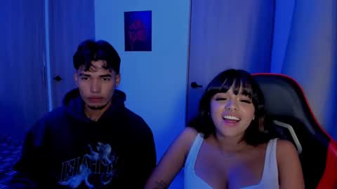 Snapshot of violetandaustin69 chatting on October 2025 03:40:01 AM Violet and Austin online show from October 2025 03:40:01 AM