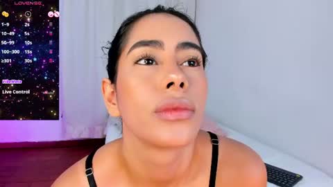 Violeta online show from July 2026 12:34:01 PM