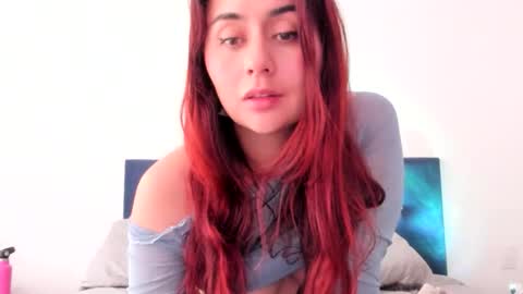 Snapshot of violetasweet20 chatting on October 2025 09:24:02 PM Sara Torres online show from October 2025 09:24:02 PM