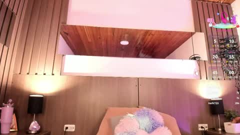 Snapshot of violetcarson_ chatting on May 2026 01:41:02 PM Violet online show from May 2026 01:41:02 PM