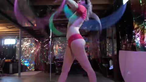 Snapshot of violethooper chatting on December 2024 06:43:01 PM Violet Hooper online show from December 2024 06:43:01 PM