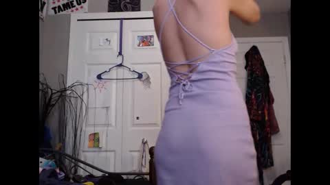 Snapshot of violethooper chatting on February 2025 06:21:01 PM Violet Hooper online show from February 2025 06:21:01 PM