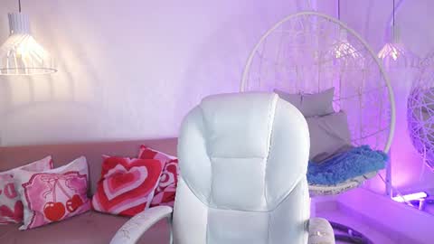 violetjonesx online show from June 2026 11:35:02 AM