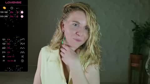 Violet  next stream December 6 online show from November 2025 10:37:01 PM