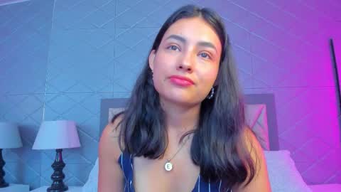 Snapshot of violetrousse chatting on February 2026 03:50:02 PM Violet Rousse online show from February 2026 03:50:02 PM