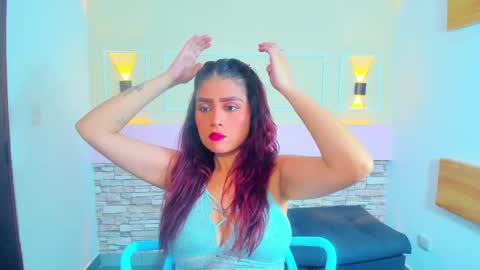 Snapshot of violetsmith7 chatting on December 2024 08:36:01 PM violetsmith online show from December 2024 08:36:01 PM