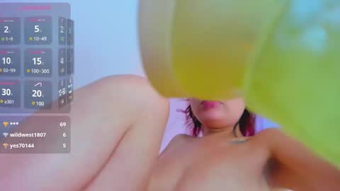 Snapshot of violetsmith7 chatting on January 2025 01:59:02 AM violetsmith online show from January 2025 01:59:02 AM