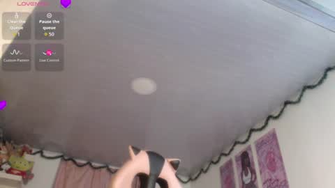 Snapshot of violett_brown9 chatting on July 2026 03:52:02 AM violett_brown9 online show from July 2026 03:52:02 AM