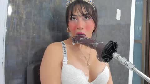 Violett online show from September 2025 12:47:01 AM