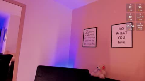 violetta_bold online show from October 2025 07:51:01 PM