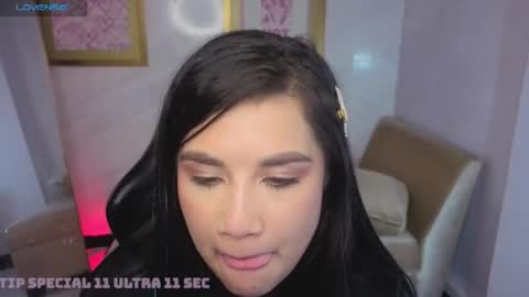 Snapshot of violetta_jhonson_v chatting on June 2026 07:58:02 AM Violetta online show from June 2026 07:58:02 AM