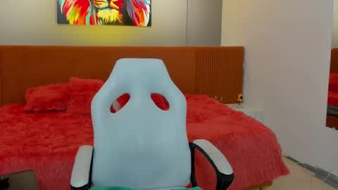 Snapshot of violetta_skinny chatting on September 2025 10:04:02 AM violetta online show from September 2025 10:04:02 AM