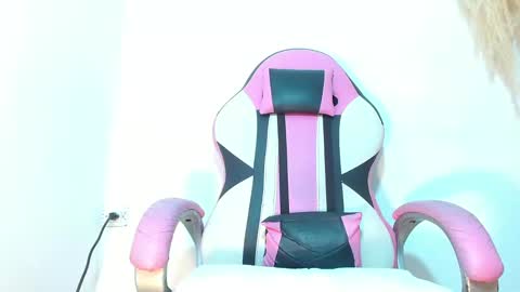 Princess Violet Valerious Follow me IGX violetvalerious online show from February 2025 11:13:01 PM