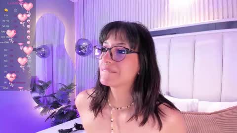 violettacolinss online show from February 2026 11:39:02 AM