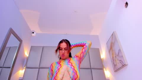 Violetta  online show from February 2025 08:02:02 PM