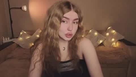 ViolettaOtis online show from February 2026 03:10:01 PM