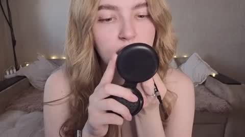 Snapshot of violettaotis chatting on June 2026 03:38:02 PM ViolettaOtis online show from June 2026 03:38:02 PM