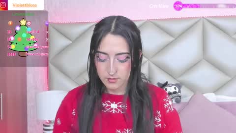 Snapshot of violettbloss chatting on December 2024 12:23:01 PM Violeta online show from December 2024 12:23:01 PM