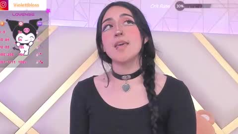 Snapshot of violettbloss chatting on February 2025 03:53:01 AM Violeta online show from February 2025 03:53:01 AM