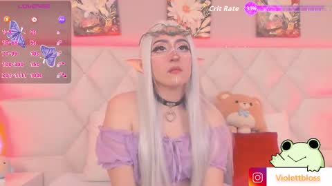 Snapshot of violettbloss chatting on October 2025 04:22:02 AM Violeta online show from October 2025 04:22:02 AM
