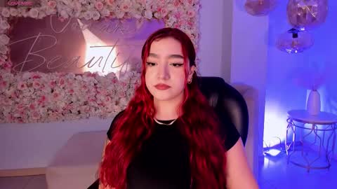 Snapshot of violettcastel chatting on September 2025 07:17:02 PM Violett Castel online show from September 2025 07:17:02 PM