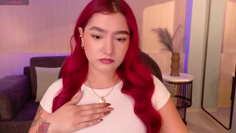 Violett Castel online show from November 2025 07:37:01 PM