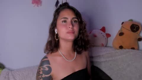 Snapshot of violetteramirez01 chatting on September 2025 11:30:02 PM Violette online show from September 2025 11:30:02 PM