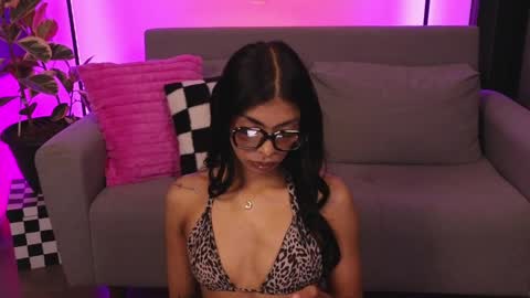 Violet online show from April 2026 02:49:02 AM