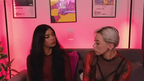 Violet online show from April 2026 01:31:02 AM