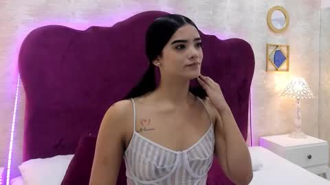 ViolettJhonson online show from December 2025 02:47:02 PM