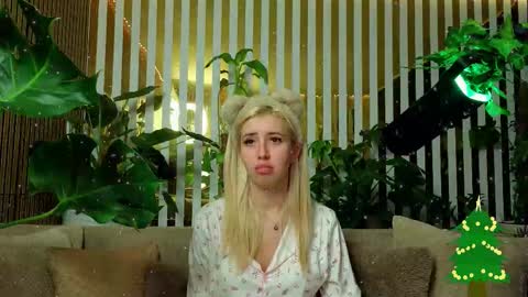 Violetta online show from January 2026 11:12:01 AM