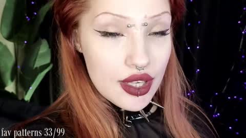 Snapshot of violetvio1ator chatting on February 2025 12:49:01 AM Dommy mommy online show from February 2025 12:49:01 AM