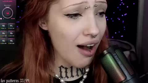Snapshot of violetvio1ator chatting on February 2025 09:56:02 AM Dommy mommy online show from February 2025 09:56:02 AM