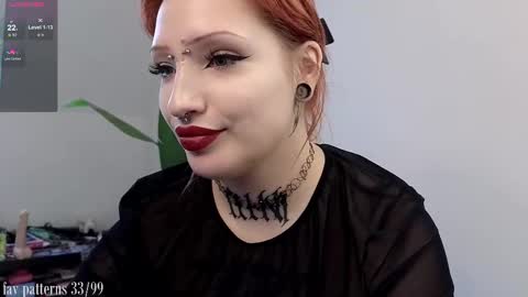 Snapshot of violetvio1ator chatting on March 2025 11:47:02 AM Dommy mommy online show from March 2025 11:47:02 AM