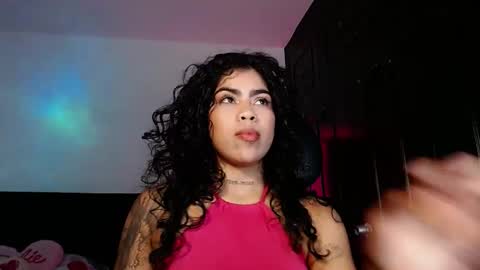 Snapshot of violetwitch05 chatting on September 2025 04:12:02 AM Violet online show from September 2025 04:12:02 AM