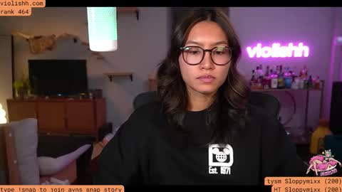 Snapshot of violishh chatting on December 2025 01:21:02 AM follow me on twitter violishh and ig violishh online show from December 2025 01:21:02 AM