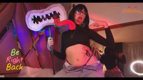 Violetta online show from November 2025 06:53:02 PM